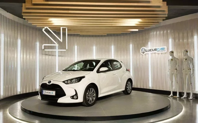 TOYOTA Yaris Yaris 120H 1.5 Active Tech