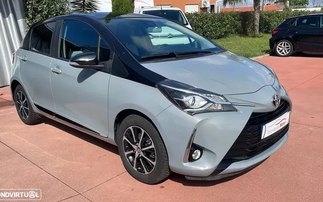 Toyota Yaris 1.0 VVT-i Comfort c/ Design-Pack