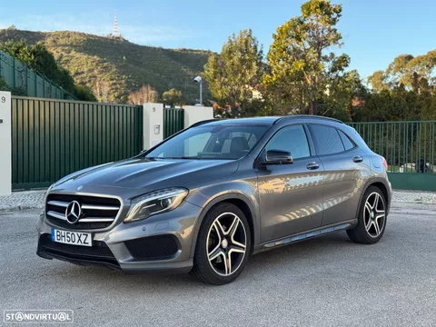 Mercedes-Benz GLA 220 CDi AMG Line