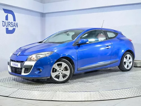 RENAULT Mégane Mégane Coupé 1.9dCi Dynamique - 7990€ en Valladolid
