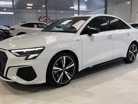 AUDI A3 A3 Sedán 30 TDI S line 85kW