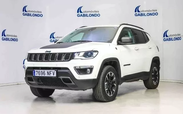 JEEP Compass Compass 1.3 PHEV Trailhawk EAWD Aut. 240