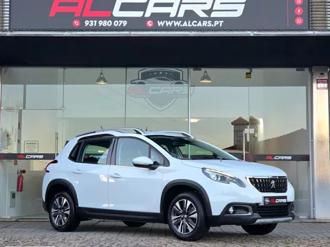 Peugeot 2008 1.2 PureTech Allure