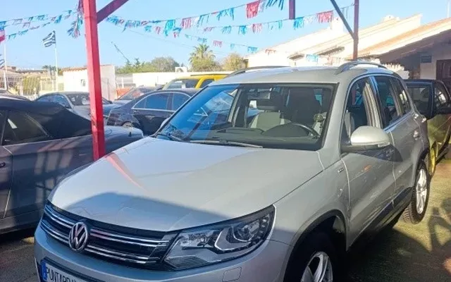 VOLKSWAGEN Tiguan VOLKSWAGEN Tiguan Todoterreno Automático de 5 Puertas