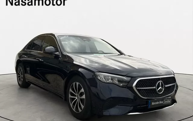 Mercedes-Benz E 220