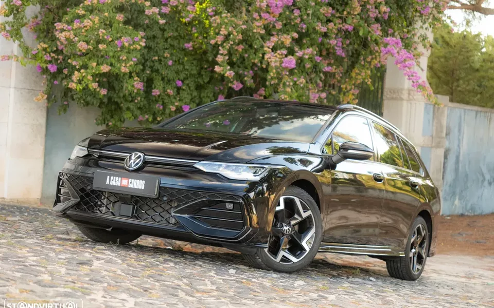 VW Golf Variant 1.5 TSI OPF R-Line