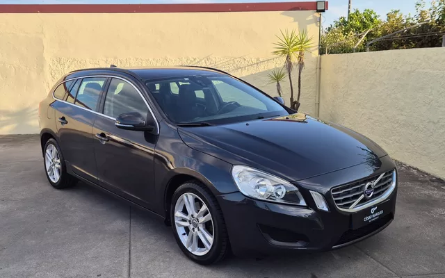 Volvo V60 1.6 D2 Momentum Eco