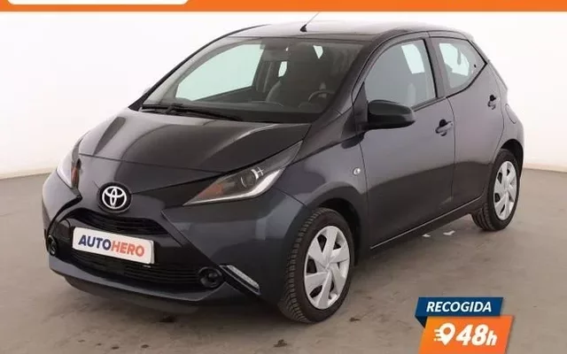 TOYOTA Aygo 1.0 X-Cite
