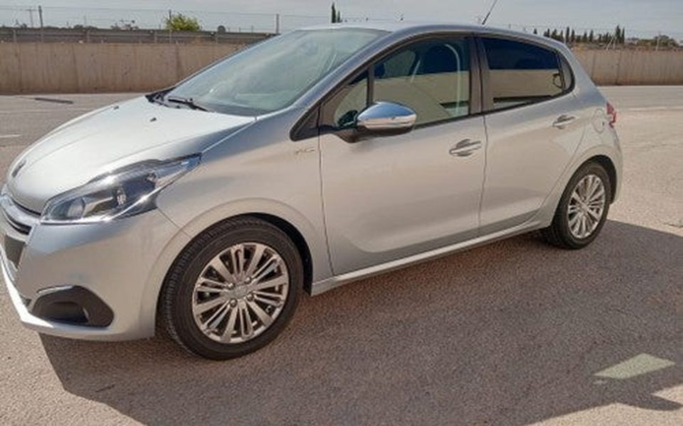 PEUGEOT 208 1.6BlueHDi Like 75