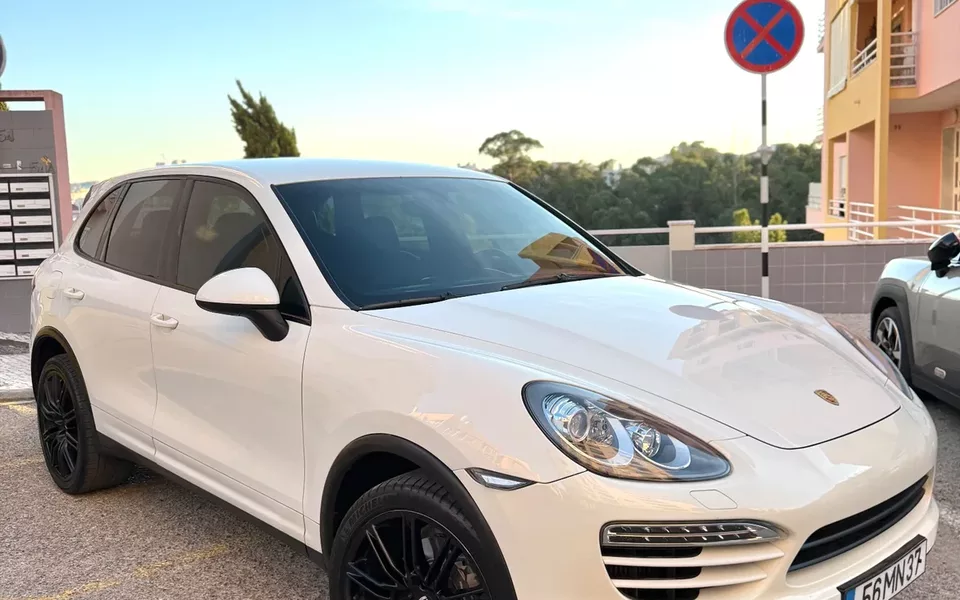 Porsche Cayenne 3.0 V6