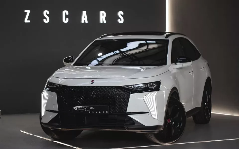 DS DS7 Crossback E-Tense Performance Line EAT8