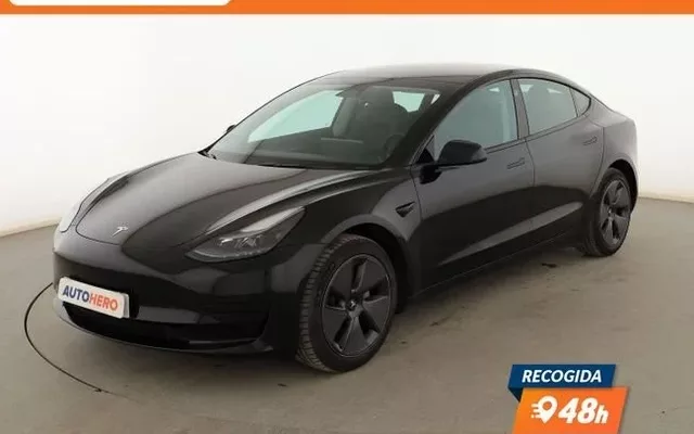 TESLA Model 3 Model 3 Long Range RWD