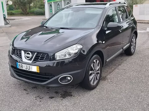 Nissan Qashqai +2 2.0 dCi Tekna Premium 18