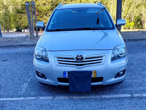 Toyota Avensis SW 2.0 D-4D Sol
