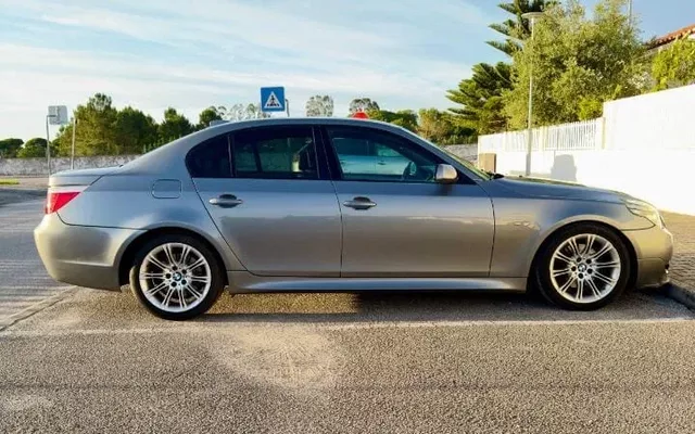 BMW 520