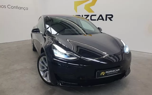 Tesla Model 3 Standard Range Plus RWD