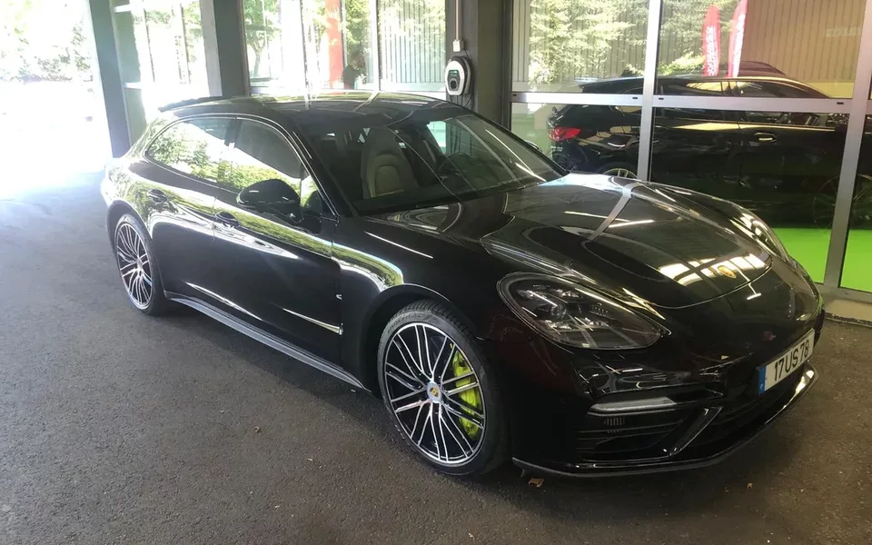 Porsche Panamera Sport Turismo Turbo S E-Hybrid