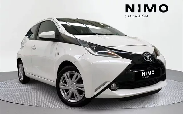 TOYOTA Aygo Aygo 70 x-play
