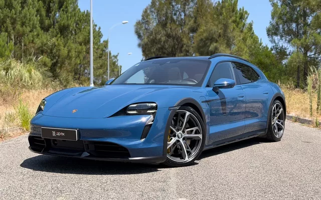 Porsche Taycan Cross Turismo Turbo
