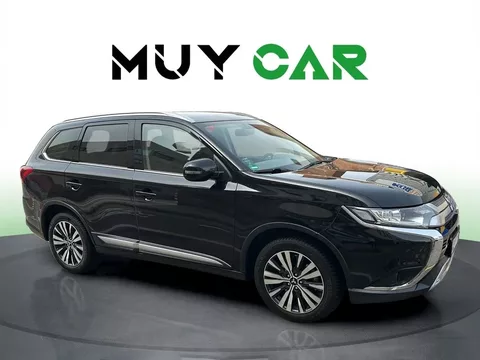MITSUBISHI Outlander Outlander 200 MPI Motion 2WD 5pl. CVT