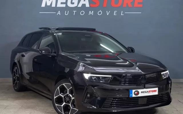Opel Astra Sports Tourer 1.2 T GS