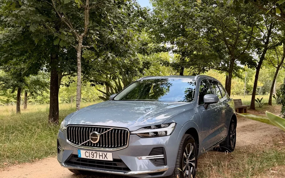 Volvo XC 60 T6 AWD Recharge Geartronic Inscription
