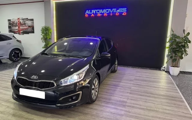 KIA Cee´d Cee´d 1.0 T-GDI Eco-Dynamics x-Tech16 100