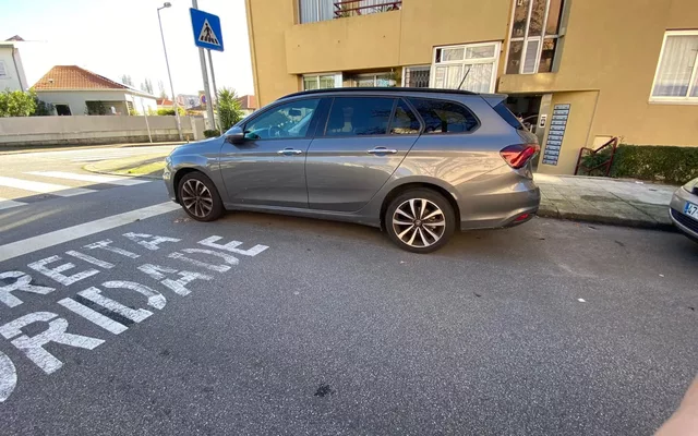 Fiat Tipo Station Wagon 1.6 M-Jet Lounge Tech J17 DCT
