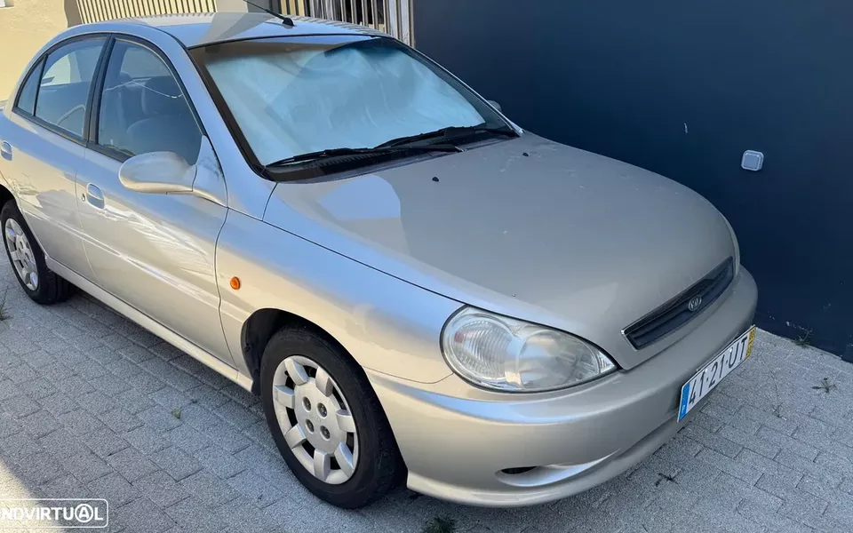 Kia Rio Sedan 1.3 LS