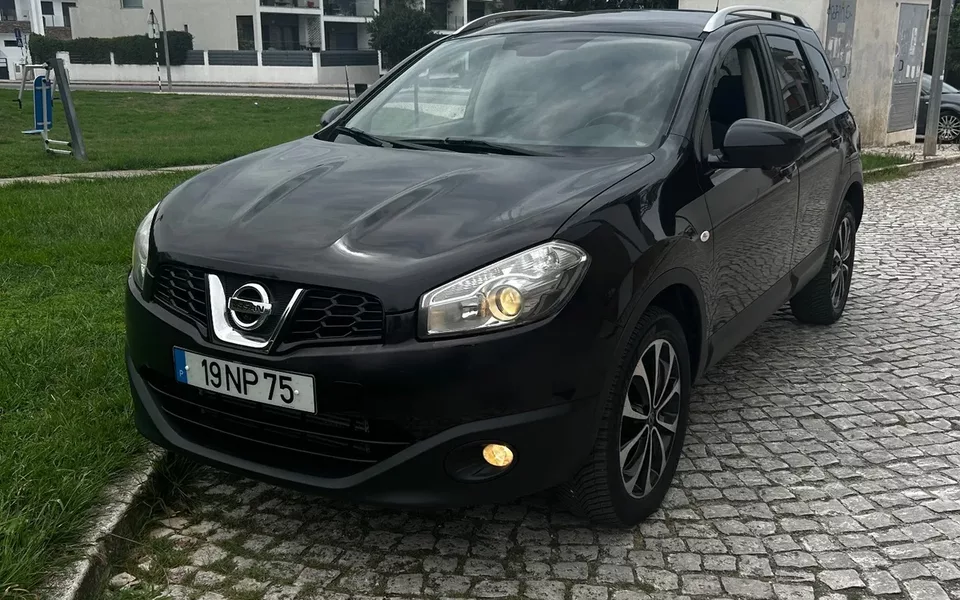 Nissan Qashqai +2 1.6 dCi Tekna Premium 18 360