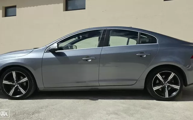 Volvo S60 2.0 D4 R-Design Geartronic