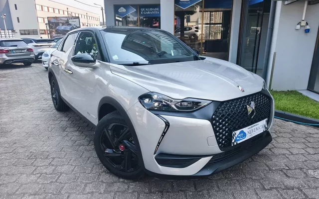 DS DS3 Crossback E-Tense Performance Line