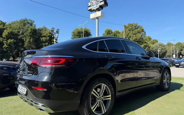 Mercedes-Benz GLC 300 e Coupé 4Matic