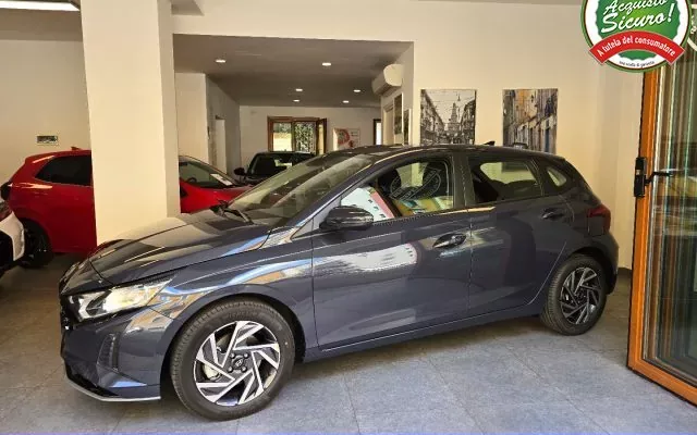 HYUNDAI i20 1.0 T-GDI Connectline NUOVO DA IMMATRICOLARE usato Benzina Bianco