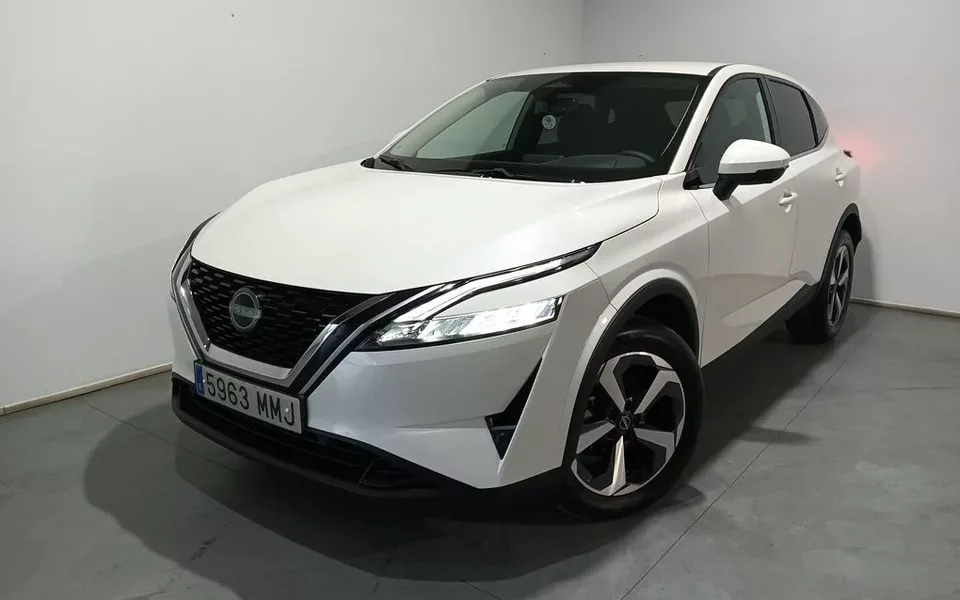 NISSAN Qashqai Qashqai 1.3 DIG-T mHEV 12V Acenta 4x2 Aut. 116kW - 25898€ en Almendralejo