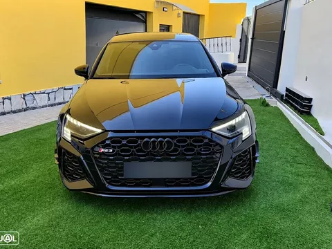 Audi RS3 Limousine