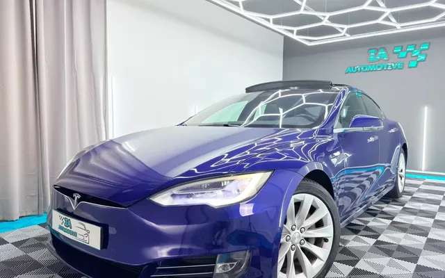Tesla Model S 75D AWD
