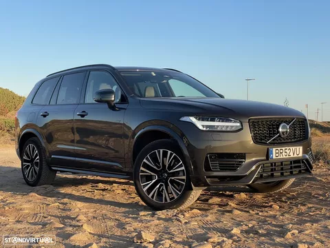 Volvo XC 90 T8 AWD Ultra Dark