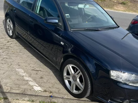 Audi A4 Avant 2.0 TDi S-line