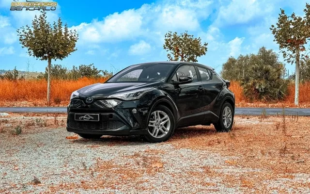 TOYOTA C-HR C-HR 125H Active