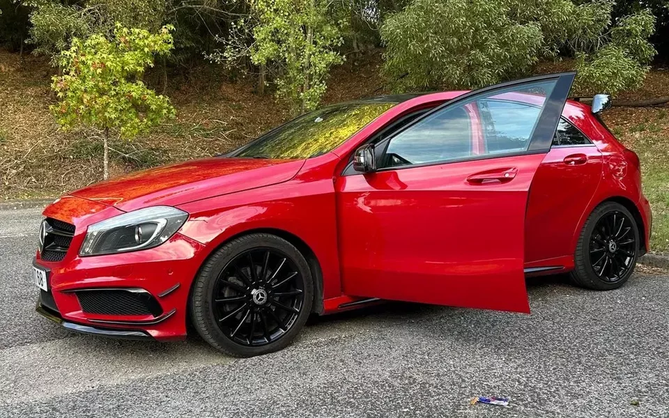 Mercedes-Benz A 180