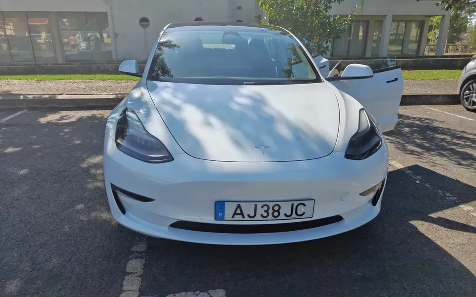 Tesla Model 3 Long Range Tração Integral