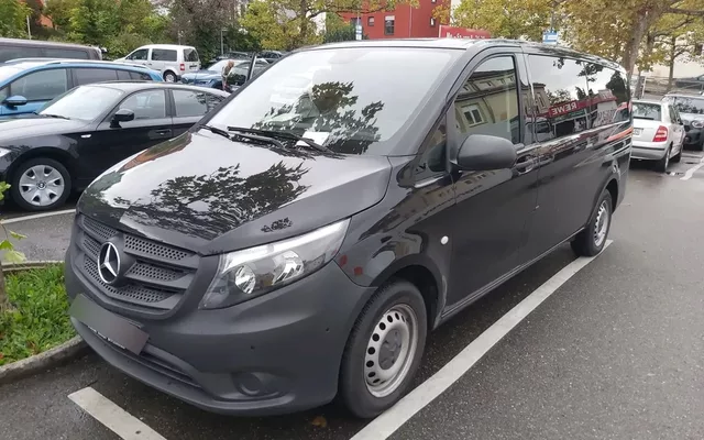 Mercedes-Benz Vito Extra-Longa Aut. SHUTTLE