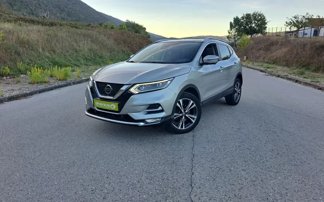 Nissan Qashqai 1.5 dCi N-Connecta J18+Led
