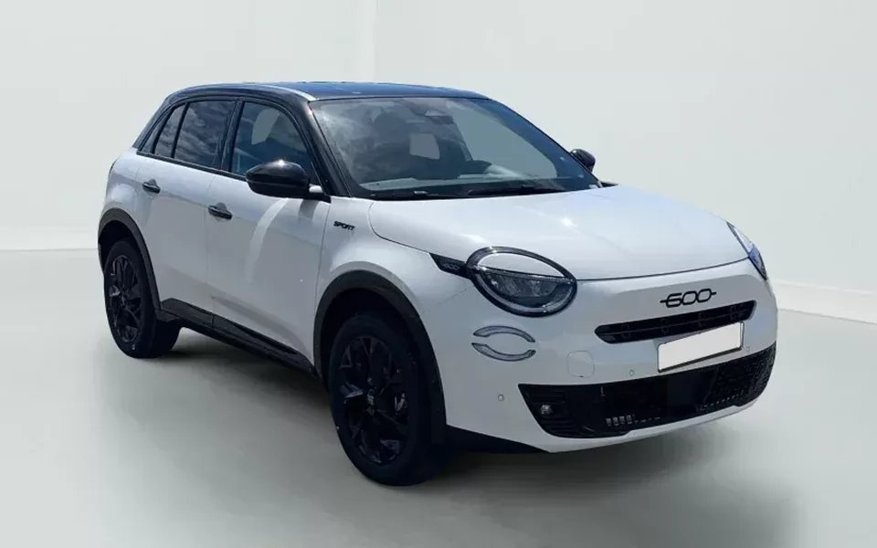 Fiat 600 T-Gen 3 1.2 Hybrid 145ch eDCT6 Sport Zéro km immatriculé