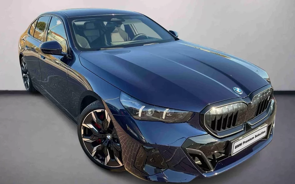 BMW - i5 - i5 eDrive40 Pack Desportivo M Pro