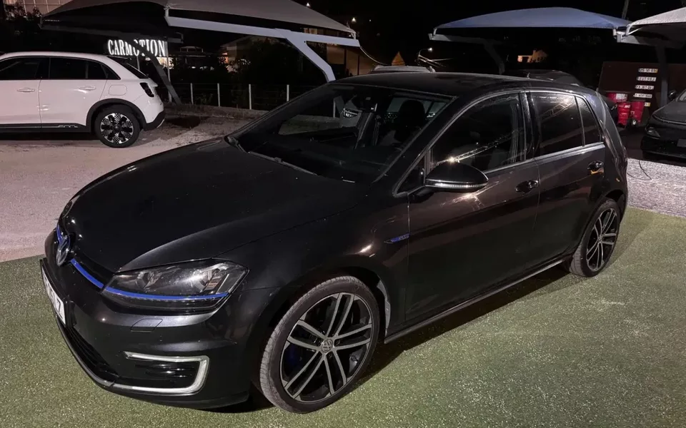 VW Golf 1.4 GTE Plug-In-Hybrid DSG