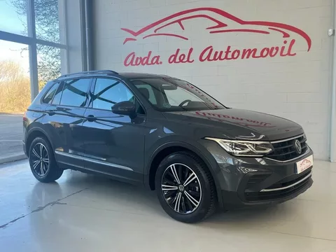 Vendido: VOLKSWAGEN Tiguan Tiguan 2.0TDI Life DSG 110kW - 29490€ en Vitoria-gasteiz