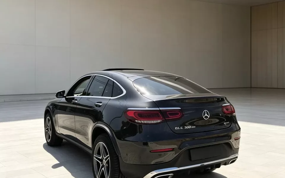 Mercedes-Benz GLC 300 de Coupe 4Matic 9G-TRONIC