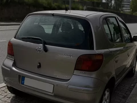Toyota Yaris 1.0 Sol AC